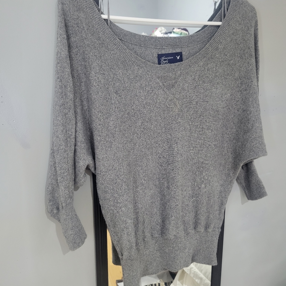 American Eagle half sleeve sweater